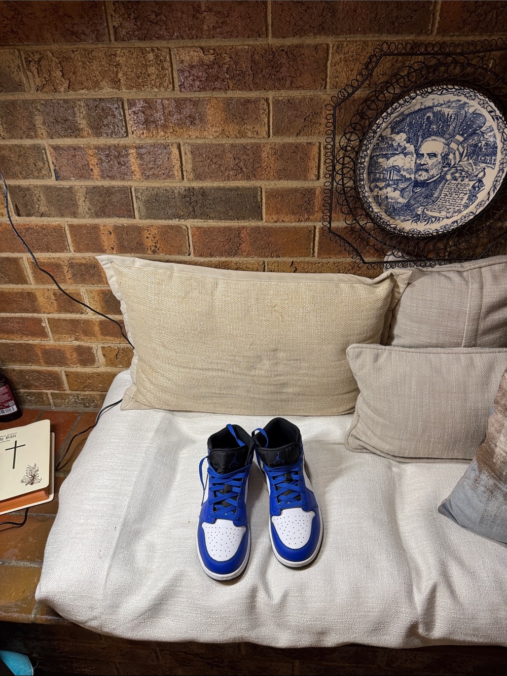 Men High-Top Athletic Sneakers in Blue and White